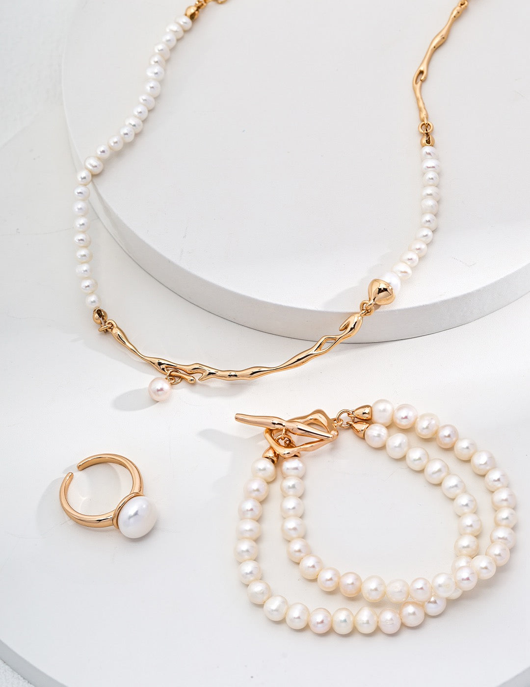 Double-Strand Pearl Bracelet | Modern Elegance